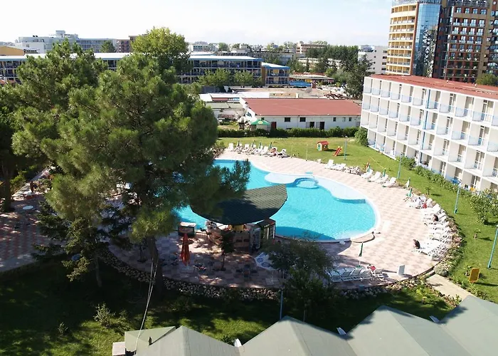 Balaton 2* ساني بيتش