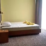מלון Balaton 2*