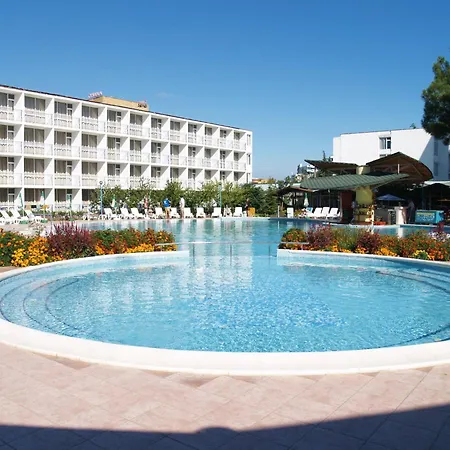 Hotel Balaton 2*