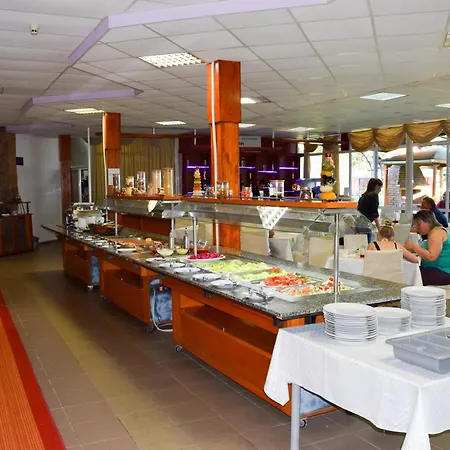 Хотел балатон