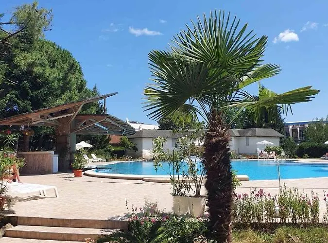 バラトン ホテル