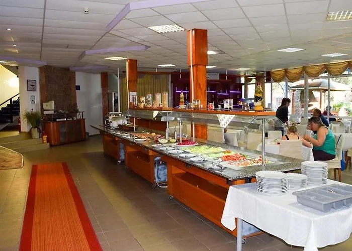 ホテル バラトン